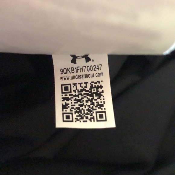 Mens Large Unibroue Black Golf Shirt Under Armour Heat Gear Like New - Picture 8 of 8